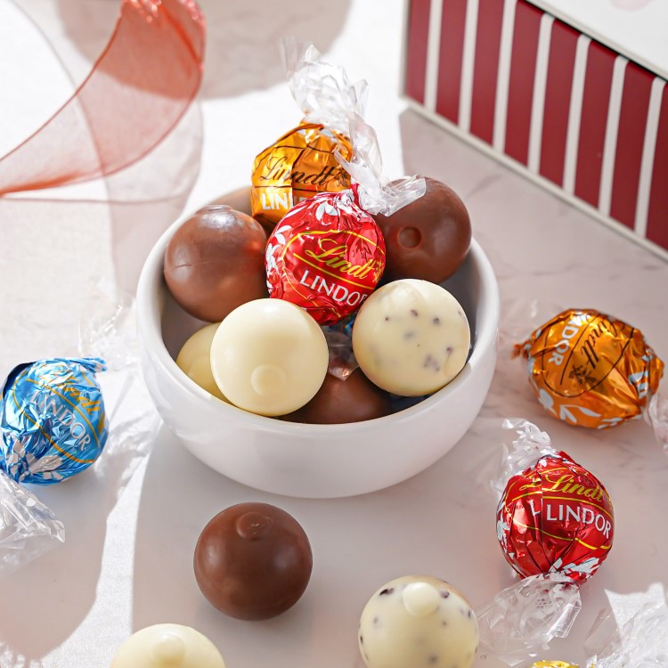 Holiday Sweets Gift Tower