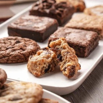 Grand Gourmet Holiday Bakery Box