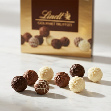 Supreme Delight Wine Gift Basket